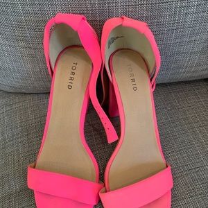 Torrid women’s size 12 neon pink heels